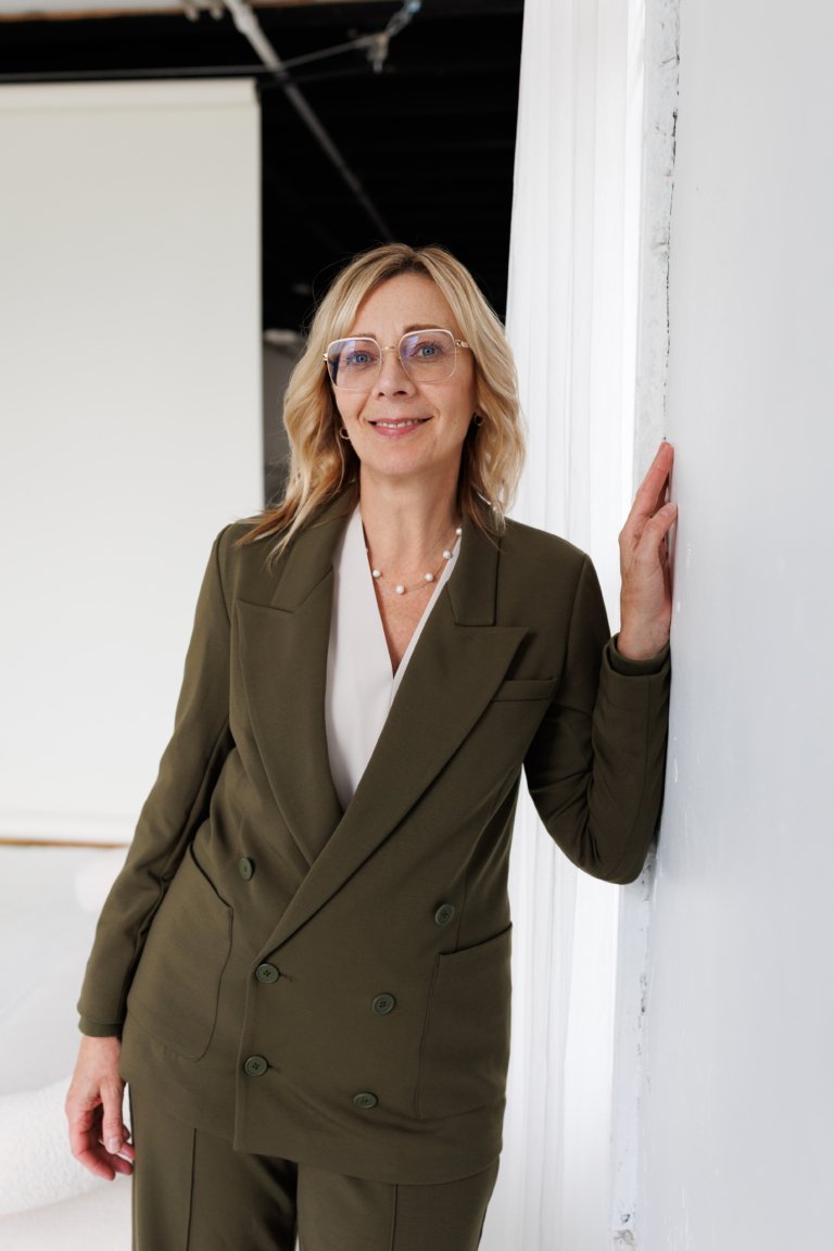 cindy barnes sales person at lifestyles real estate ltd